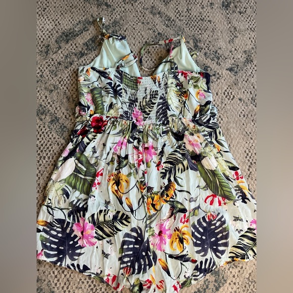 Parc & Lex Floral Romper Size M - Picture 8 of 11